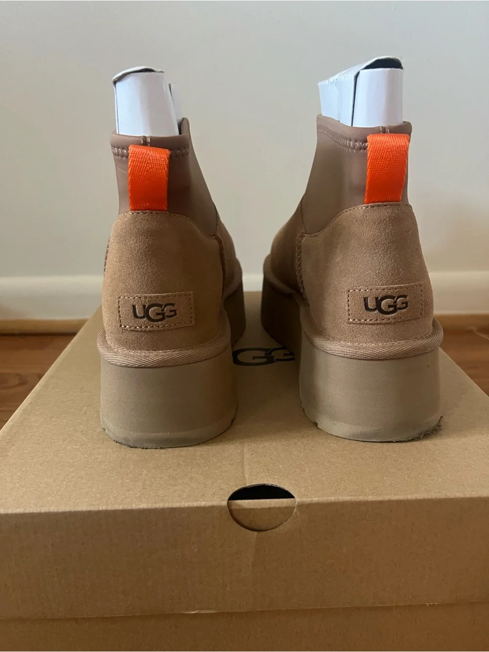 UGG Women's Tan Platform Chelsea Boot